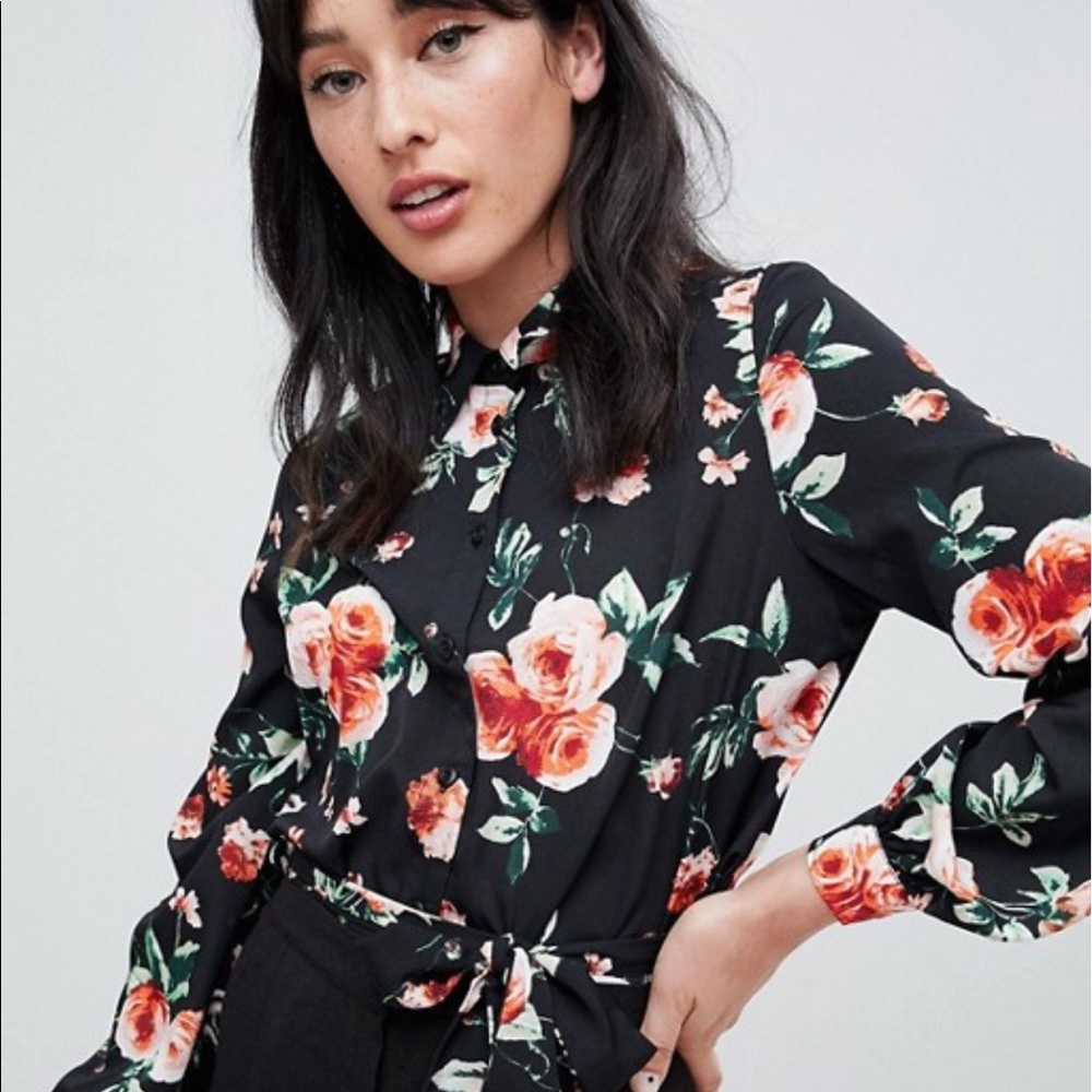 Unique 21 black floral top